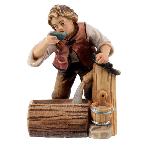 boy at the fountain in-painted wood for 11 cm rainell nativity scene val gardena