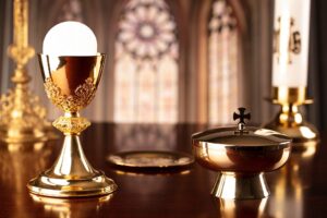 Chalices, ciboria and patens: how to clean liturgical accessories